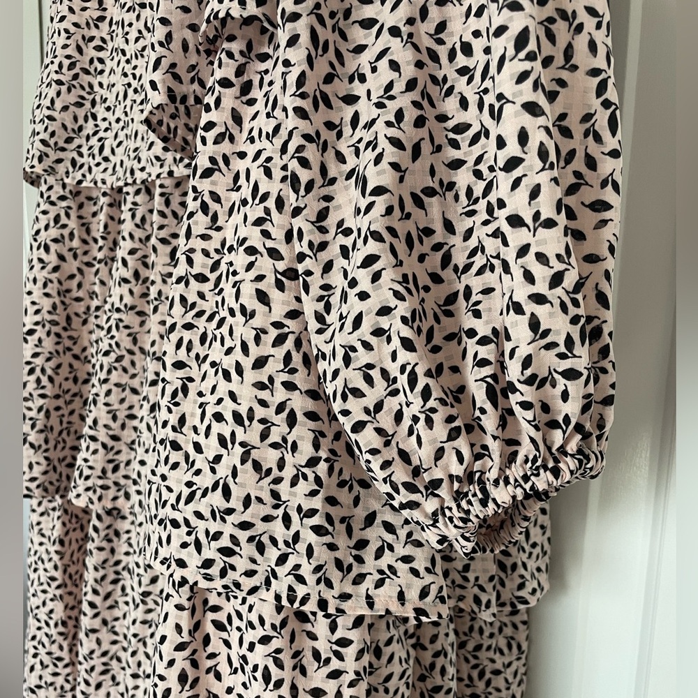 Who What Wear Tiered Pink and Black Patterned Dress NWT